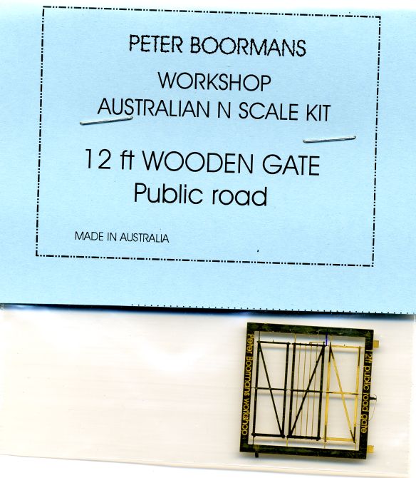 PBW 046 Etched 12ft wooden Public Road gate